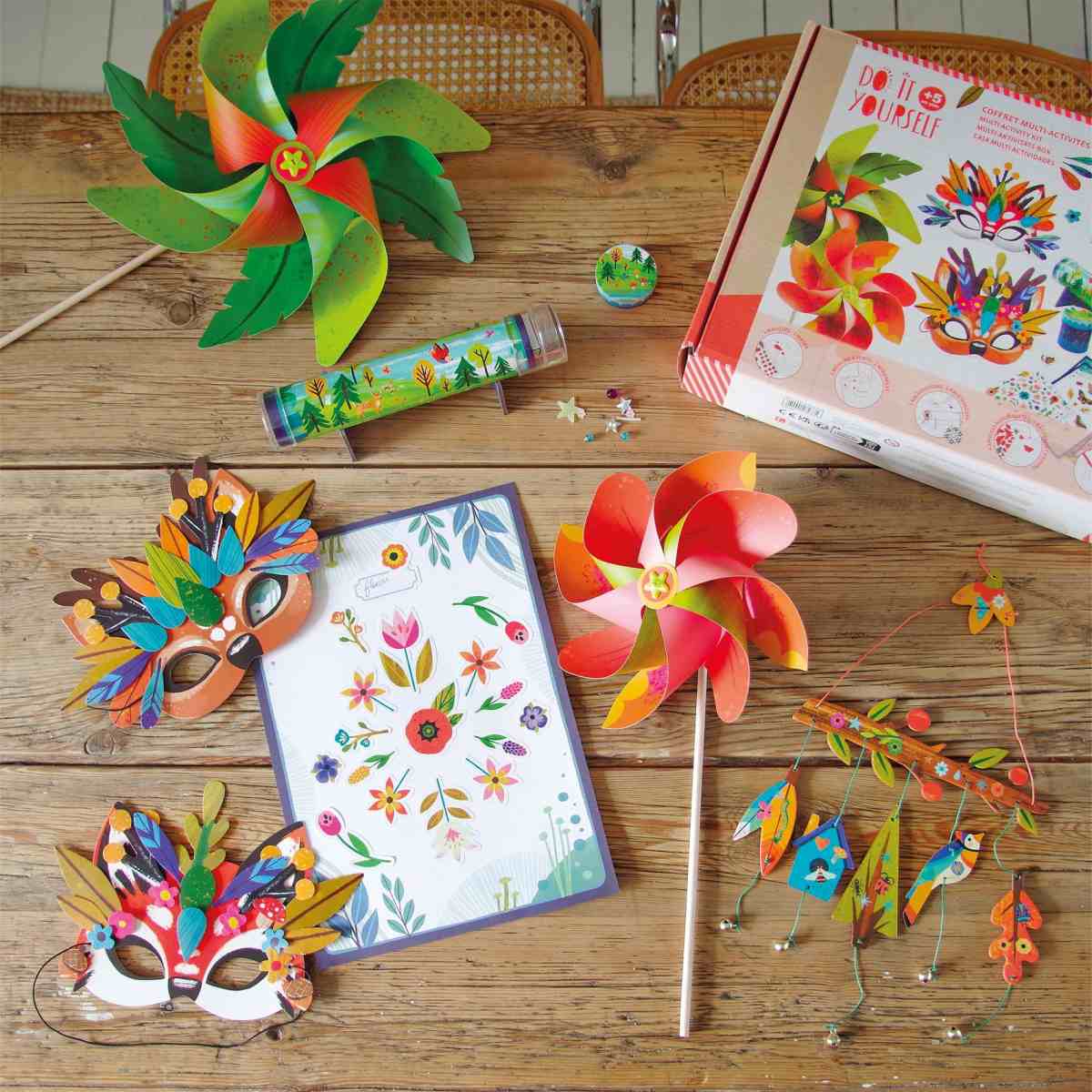 Grosses Bastel Set Natur von Djeco